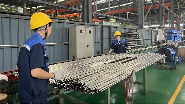 新能源電池行業(yè)不銹鋼管選擇！